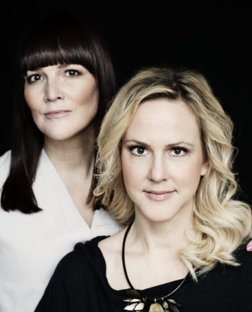 Photo of Åsa Träff and Camilla Grebe by Lars Trangius
